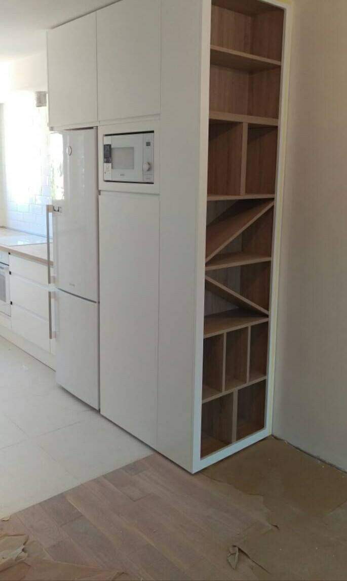 Moderna kuhinja 12